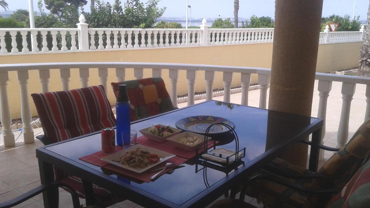 Bnb Casa Frente Al Lago Rosa Torrevieja Esterno foto
